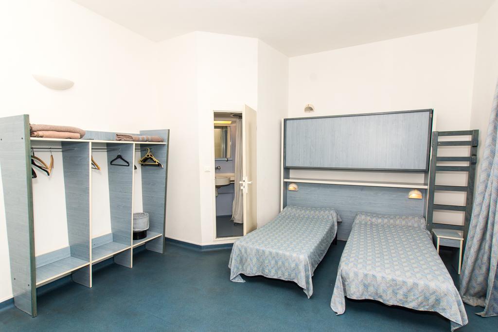 Отель Ymca Villeneuve Les Avignon Экстерьер фото