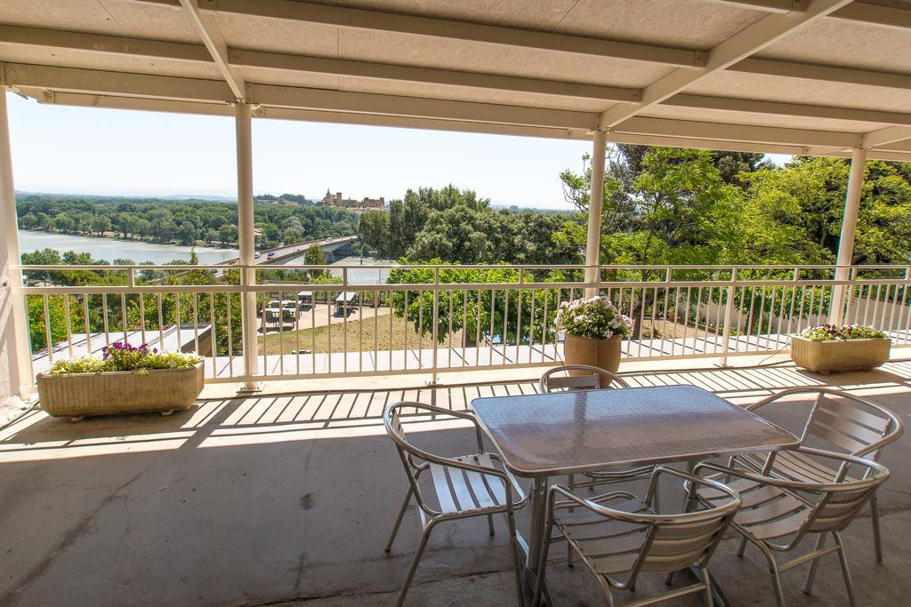 Отель Ymca Villeneuve Les Avignon Экстерьер фото